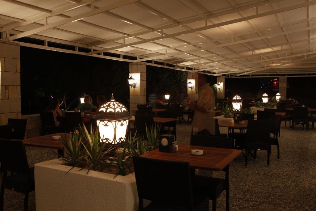 Aytas Hotel Аявали Екстериор снимка