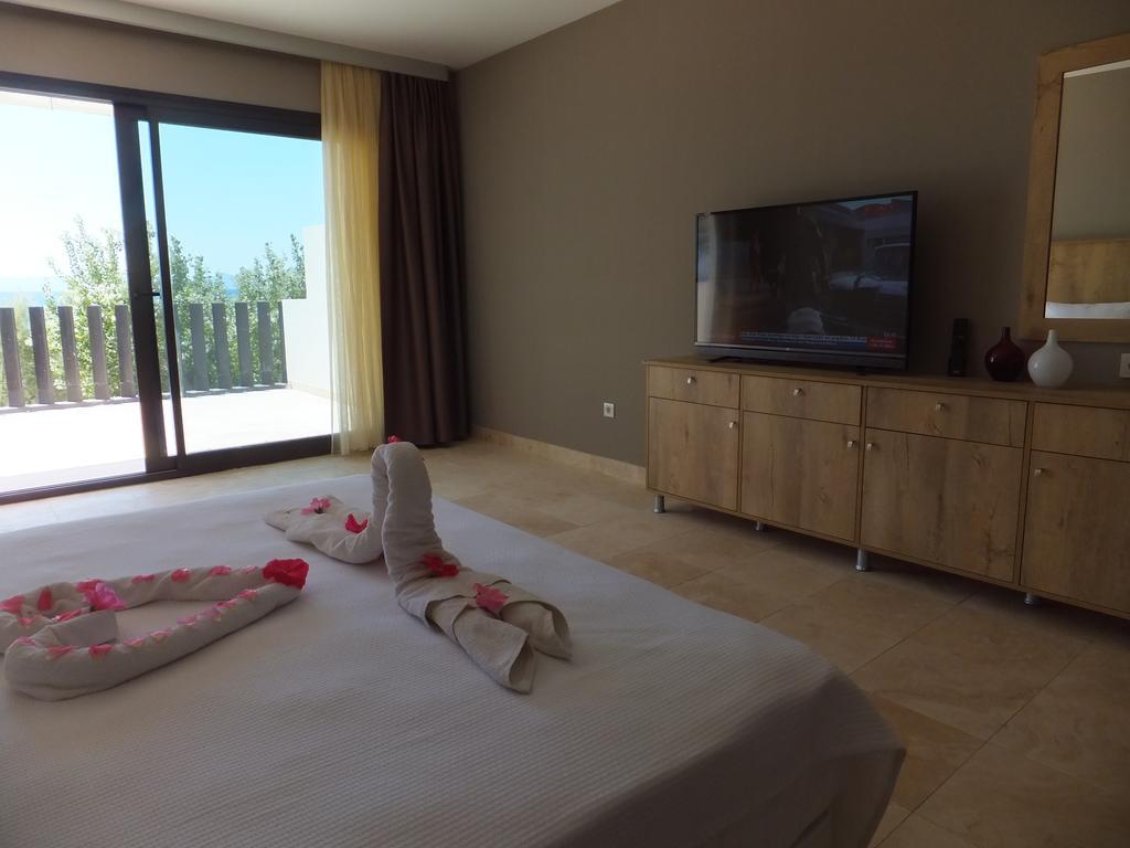 Aytas Hotel Аявали Екстериор снимка