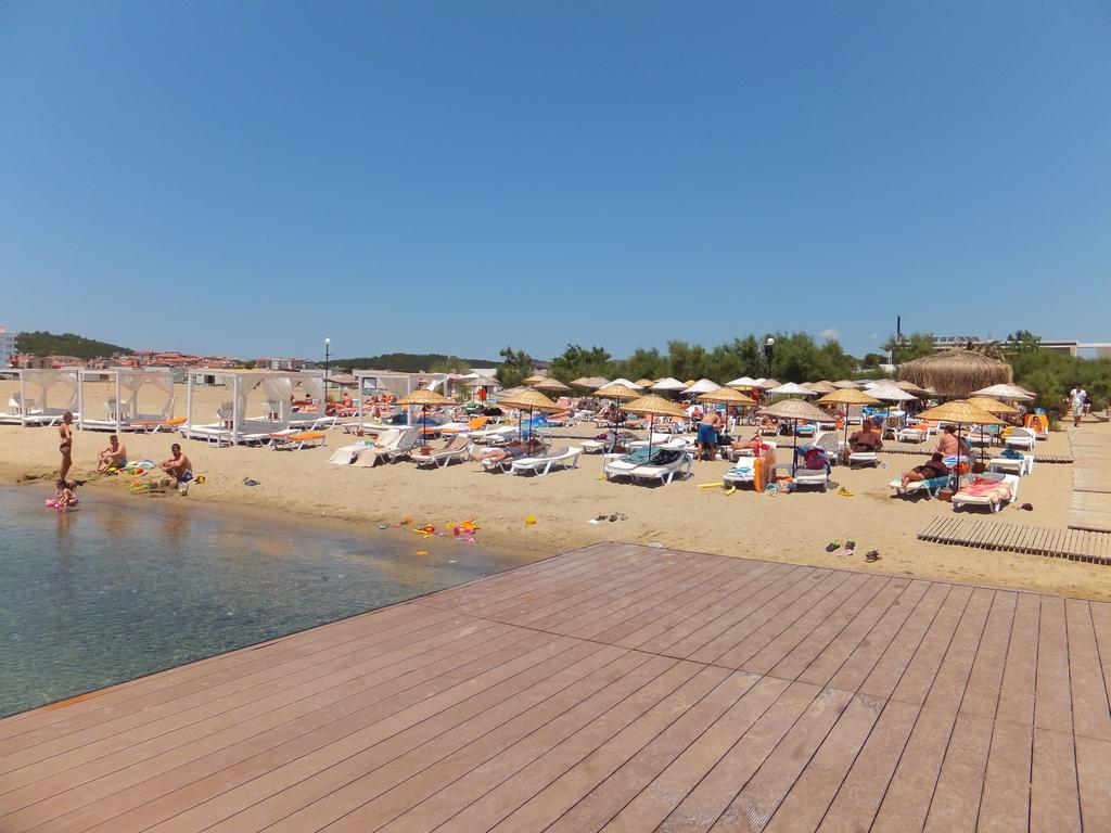Aytas Hotel Аявали Екстериор снимка