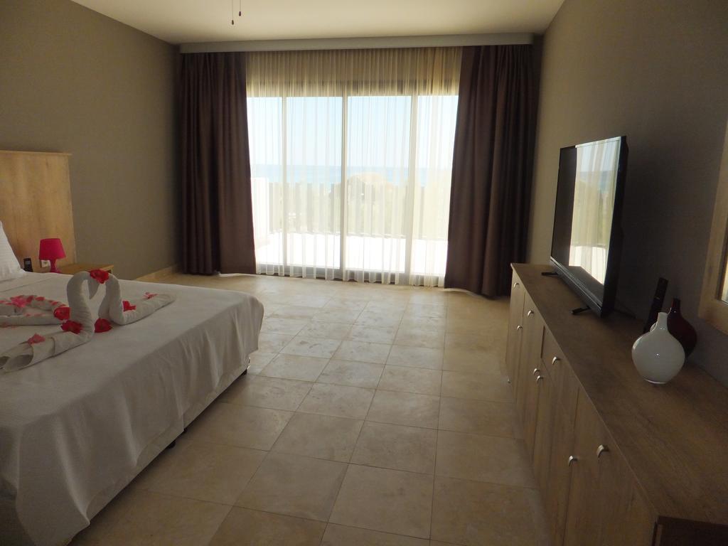 Aytas Hotel Аявали Екстериор снимка